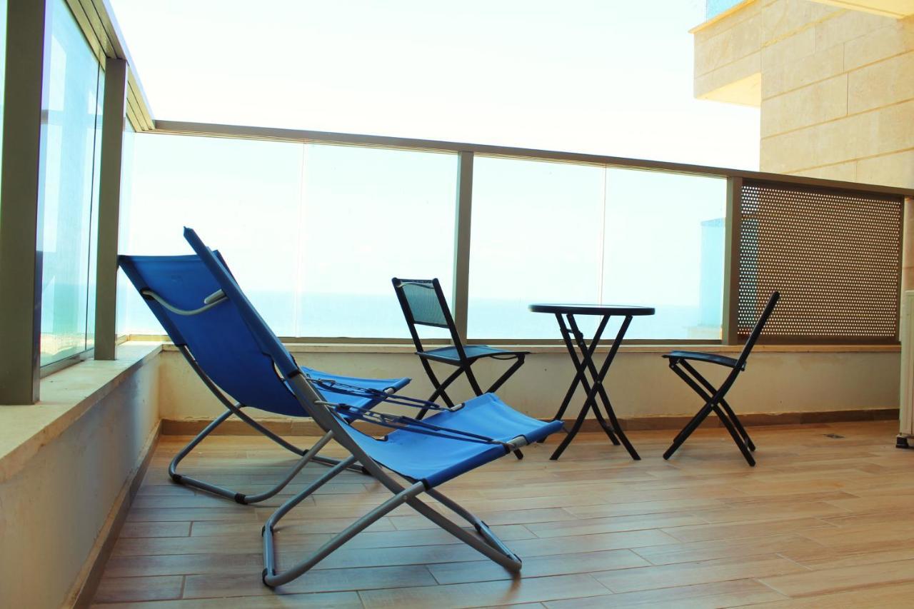 Seaside Serenity: Beach Views, Wellness & Kosher Breakfast Ashkelon Exterior photo